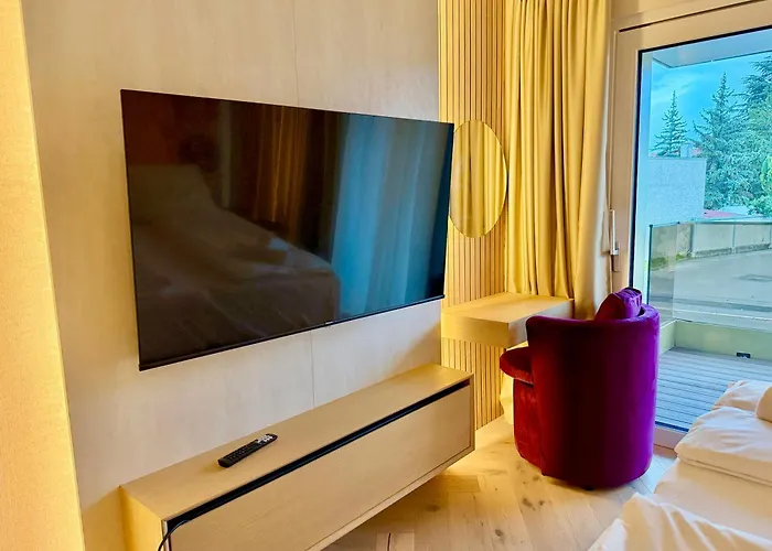 Apartman Luxury Legrand With Garden Bécs