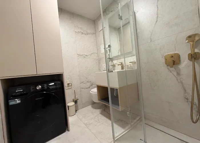 Luxury Legrand With Garden *