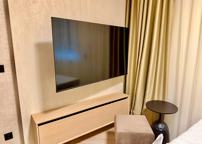 Apartman Luxury Legrand With Garden *