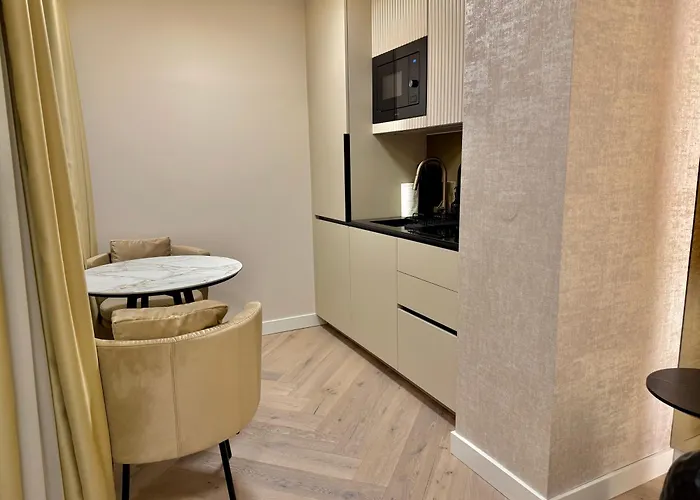 Luxury Legrand With Garden Bécs